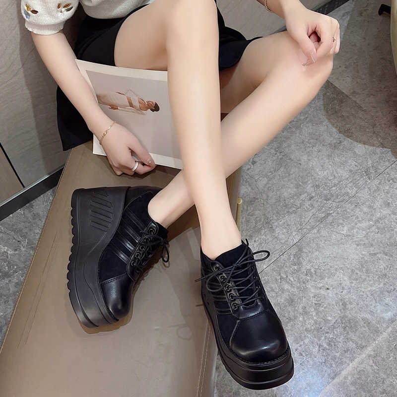 รองเท้าส้นตึกแฟชั่นสไตล์โกธิคส - Street Fashion Goth บทวิจารณ์และราคา