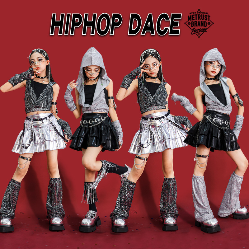 ชุดเสื้อฮู้ดครอปปักเลื่อมสไตล์ - Street Fashion Goth บทวิจารณ์และราคา